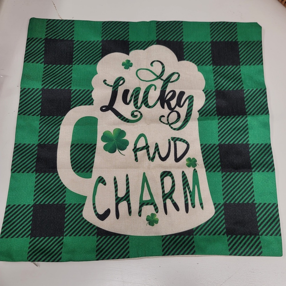 St. Patrick's Day Pillow‎ Cover Green Black Plaid Lucky Charm 18x18